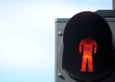 Uzmanību! Luksofors nestrādā Mūkusalas un Bauskas ielas krustojumā, rodot bīstamas situācijas