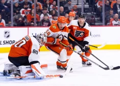 Ābols palīdz “Flyers” uzvarēt, Merzļikina “Blue Jackets” piekāpjas “Sharks”