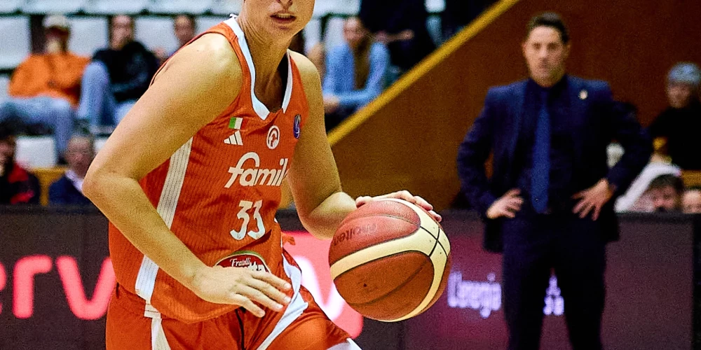 Kitija Laksa Wins Italian Cup Despite Shooting Struggles: 3rd Career Title Kitija Laksa Wins Italian Cup Despite Shooting Struggles: 3rd Career Title