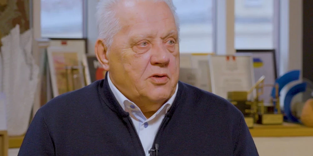 Andris Bērziņš - Labklājības ministrs 1994 - 1995, Rīgas mērs 1997 - 2000, Ministru prezidents 2000 - 2002.