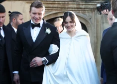 Britu slavenākā šefpavāra Gordona Remzija meita parāda pirmās fotogrāfijas kāzu kleitā