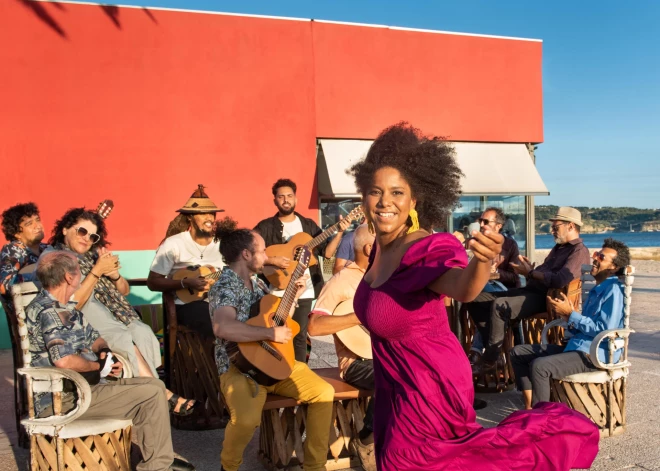 Дива кабовердианской музыки Нэнси Виейра возвращается в Ригу с сольным концертом – в Дворце культуры “VEF”