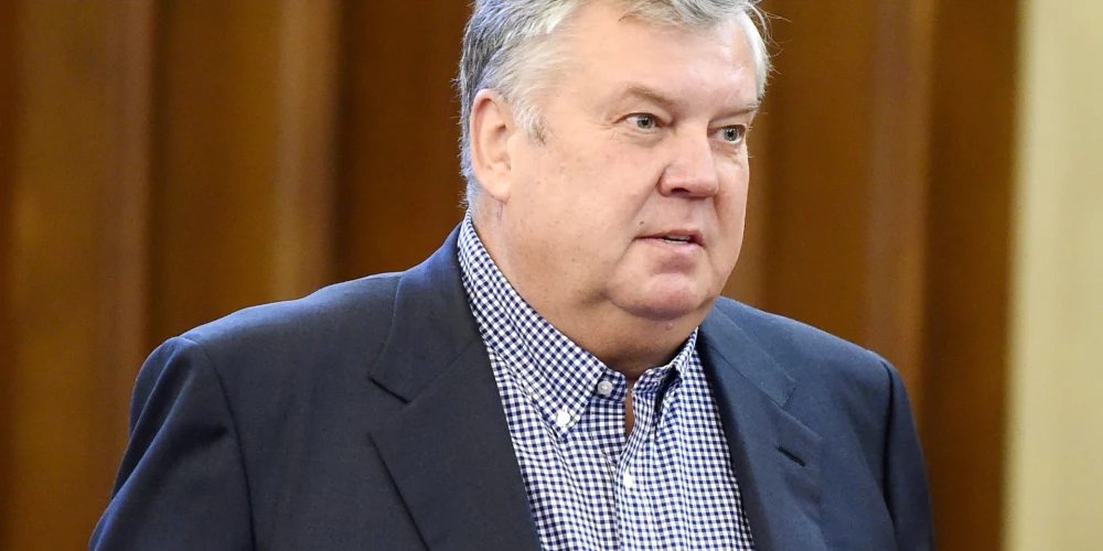 Янис Урбанович уверен, что сейчас в латвийской политике не хватает "конструктивного и последовательного голоса, который призывает к сотрудничеству всех граждан в интересах нашего общего государства.