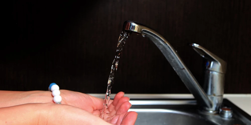 Daugavpilī aukstā laikā cilvēki sūdzas par aizsalušiem ūdensvadiem.