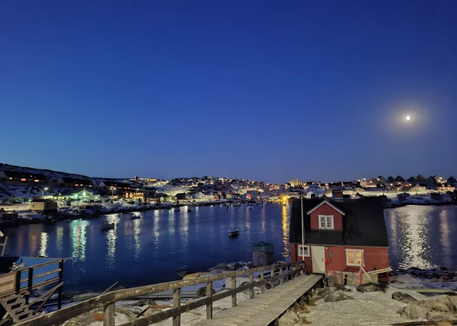 Atšķirīgi signāli no Vašingtonas: Tramps neizslēdz spēka pielietošanu Grenlandē, ASV spīkers to noliedz