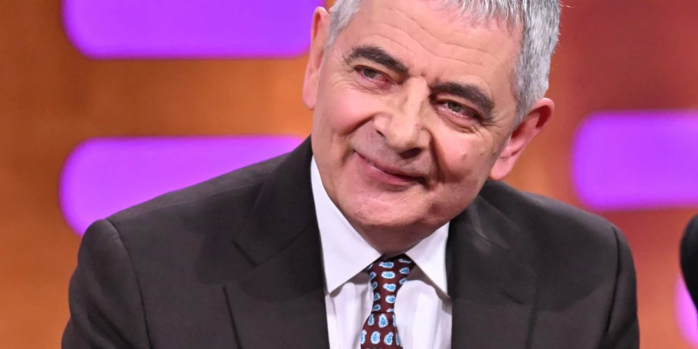 Rovans Atkinsons 2025. gada 11. decembrī, viesojoties Greijema Nortona šovā.