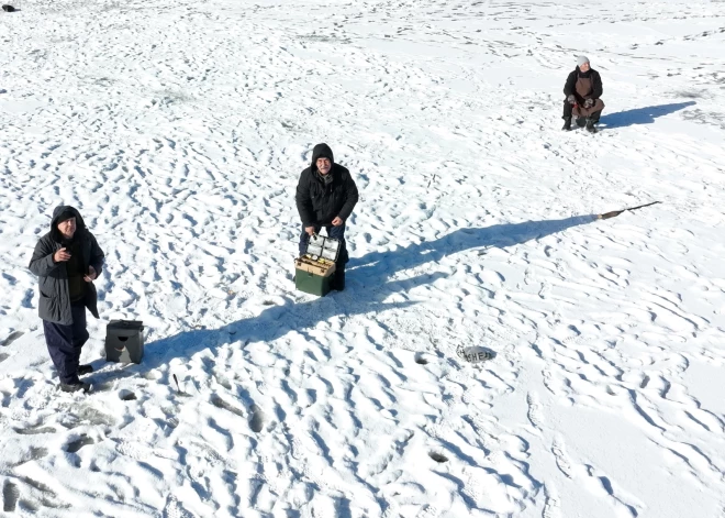 Svarīga informācija makšķerniekiem! Mainās noteikumi zvejošanai jūras piekrastes ūdeņos