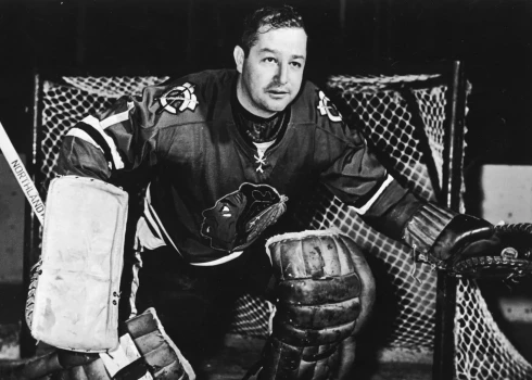 Glena Hola rekords pēc kārtas aizvadīto spēļu ziņā starp vārtsargiem joprojām nav pārspēts.