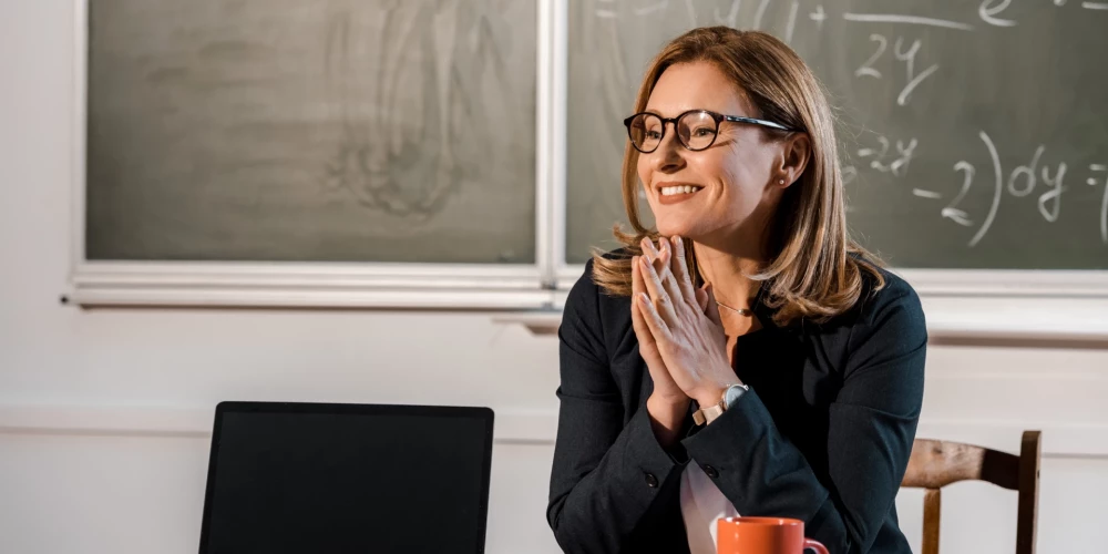 В 2026 году минимальная заработная плата учителей в Эстонии, работающих на полную ставку, составит 1970 евро.