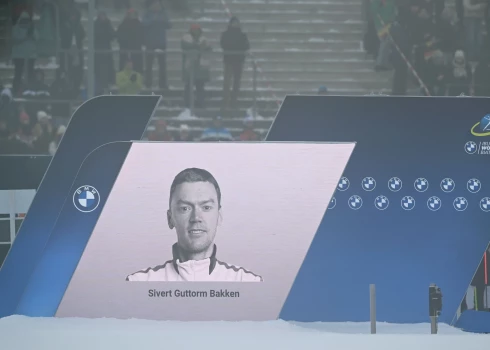 Piemiņas brīdis Sīvertam Gutormam Bakenam. 