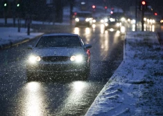 "Ziemas prieki" beidzas ar pamatīgiem sodiem: policija noķer 150 agresīvus autobraucējus, kas slidinās pa ielām. VIDEO