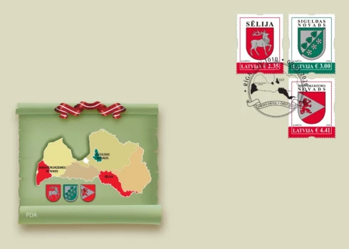 Izdos pastmarkas ar Sēlijas, Siguldas un Dienvidkurzemes novadu ģerboņiem.