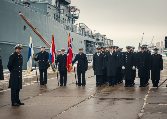 ФОТО: в Риге Латвия передала Польше командование противоминной группой НАТО