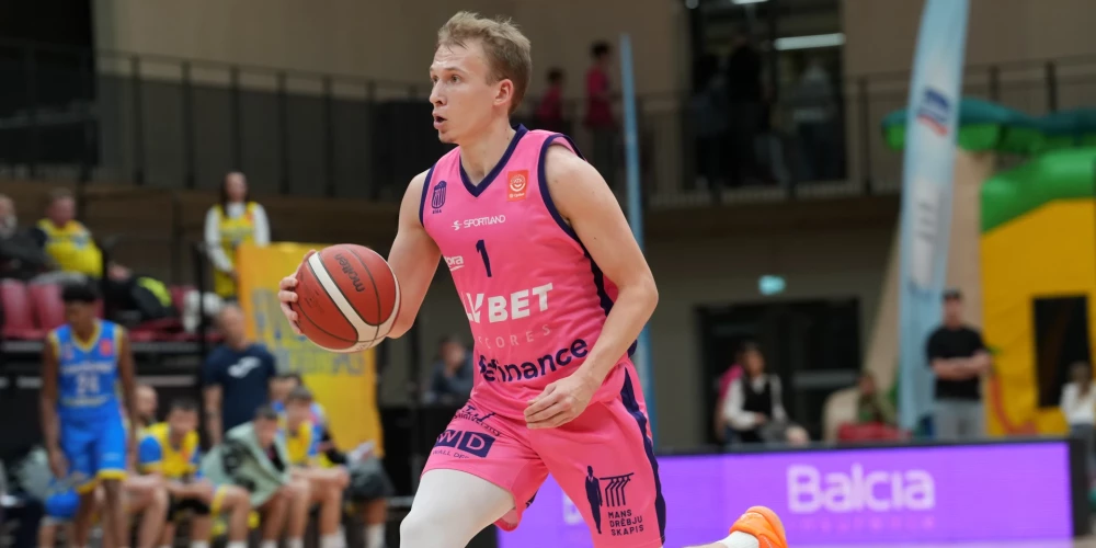 "Rīgas zeļļu" saspēles vadītājs Juris Vītols