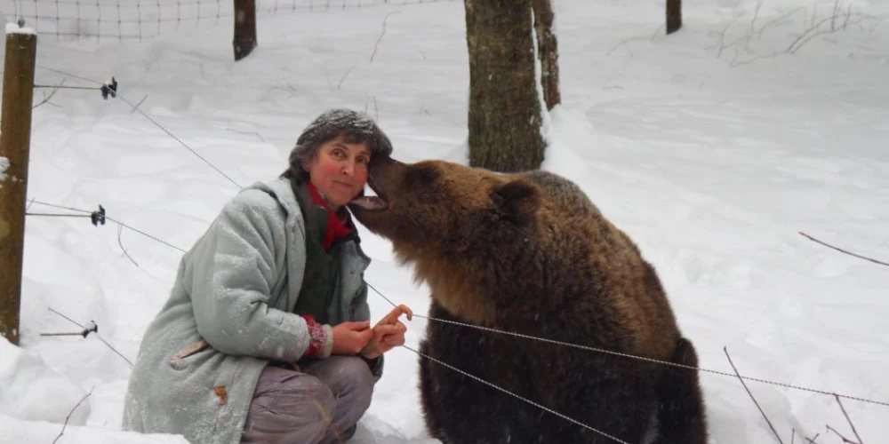 Lācenes Ilzītes dzīve cauri laikiem.
