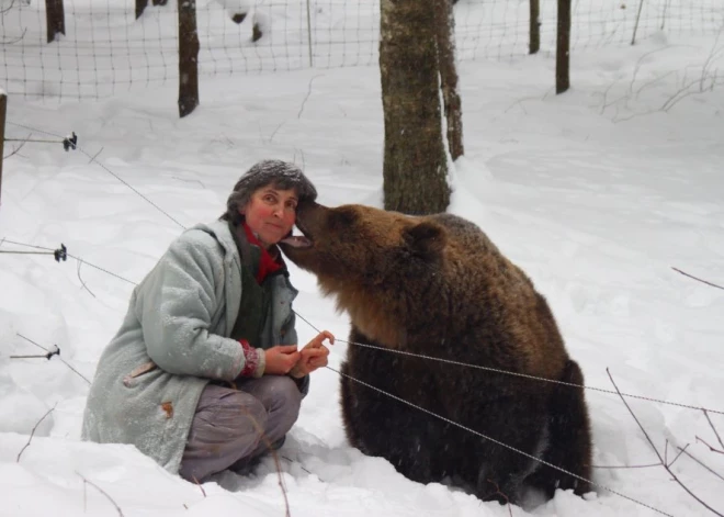 Lācenes Ilzītes dzīve cauri laikiem.