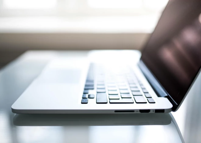 Digitālo prasmju mācības Dobeles novadā jau apguvuši 293 iedzīvotāji – pieteikšanās turpinās