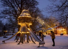 Vēl tikai šajā nedēļas nogalē – ziemas pasaka Koku ciemā!