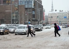 Все больше жителей Риги отказываются от личных автомобилей. Почему они так делают?