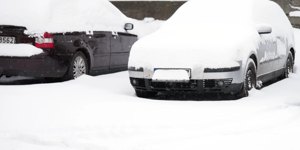 Padomi un atgādinājumi šoferīšiem, lielo salu gaidot.
