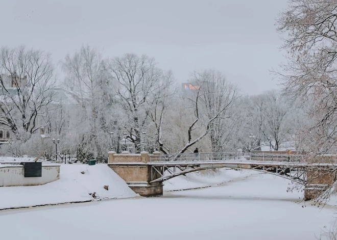 В субботу Латвию накроют снег и метели