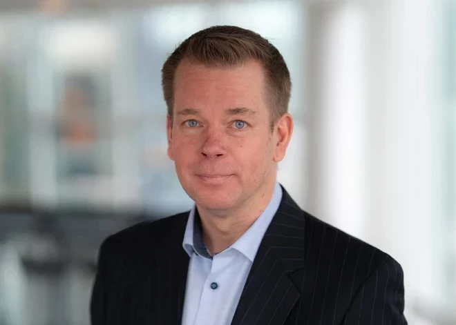 Недвижимость, автомобили, инвестиции и крупные обязательства - что известно о новом руководителе airBaltic