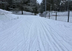 Pie Baložu vidusskolas sporta kompleksa izveidota slēpošanas trase