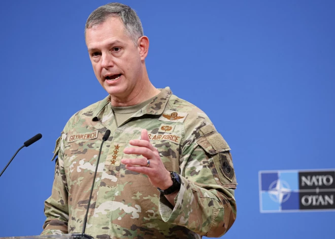 NATO virspavēlnieks par Trampa draudiem Grenlandei: nav pamata bažām par krīzi