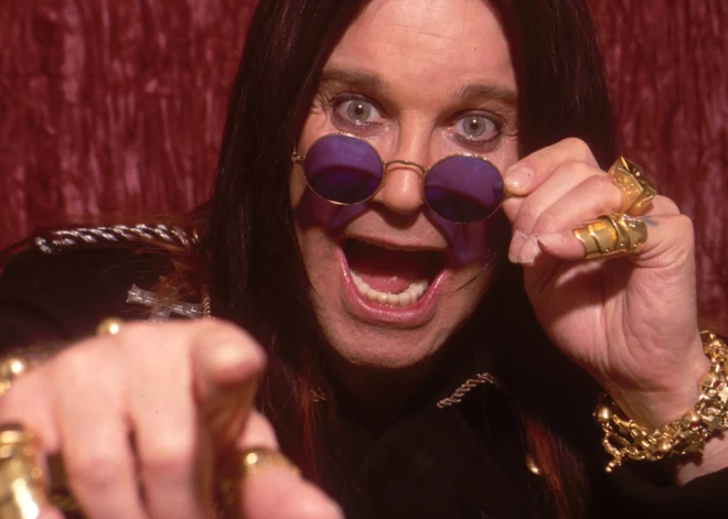 Ozijs Osborns apmeklējot ģimeni sapņos un visiem saka vienu un to pašu