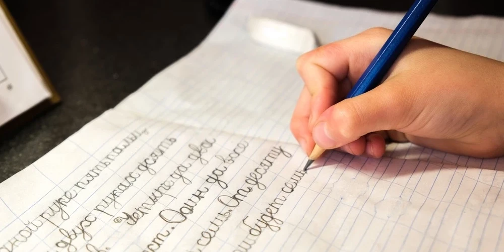 Русский язык ответил за вторжение РФ в Украину.