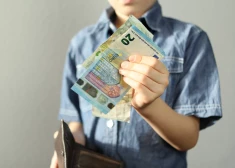 К совершеннолетию будет более 10 000 евро: что стоит сделать, чтобы ваш ребенок не остался без денег