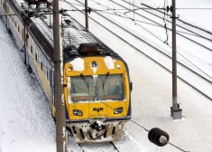 "Pasažieru vilciens" izsolēs piedāvā iegādāties 58 elektrovilcienu vagonus un vienu lokomotīvi