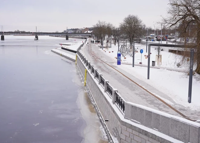 Набережную на Мукусалас открыли после реконструкции, но часть проблем оставили "на потом"