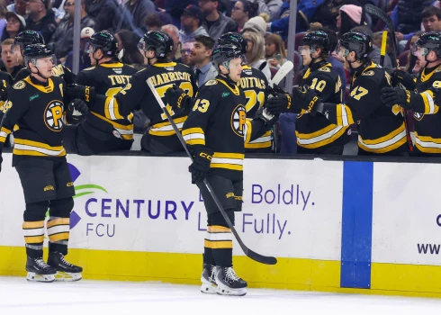 Latvijas hokejists Dans Ločmelis. 