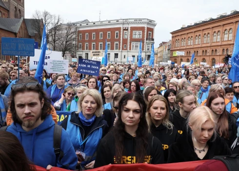 Протестовать в Латвии можно с утра до вечера.