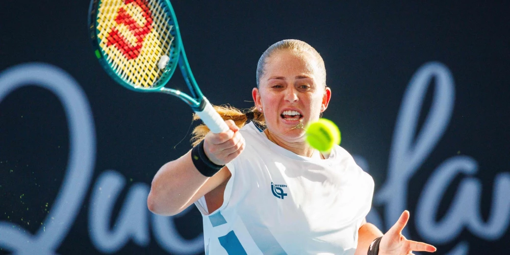 Latvijas tenisiste Aļona Ostapenko. 
