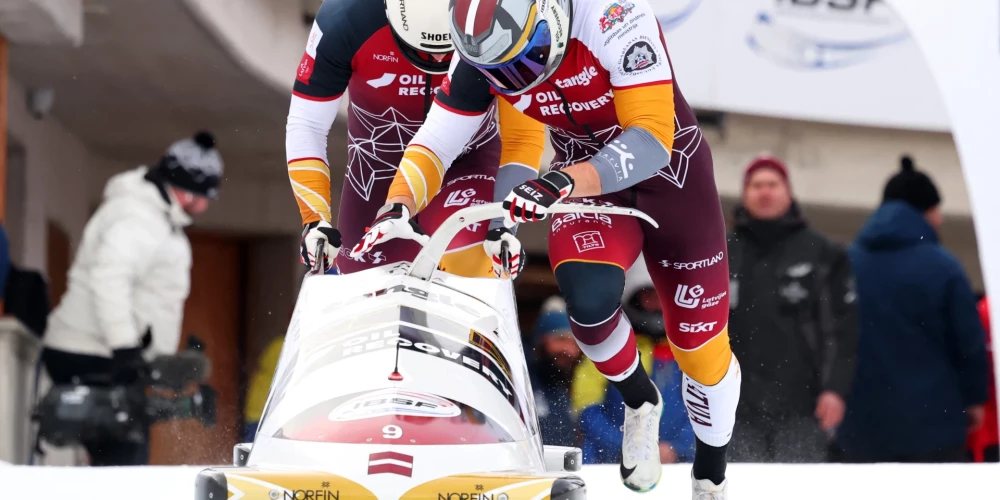 Jēkabs Kalenda un Lauris Kaufmanis startā.