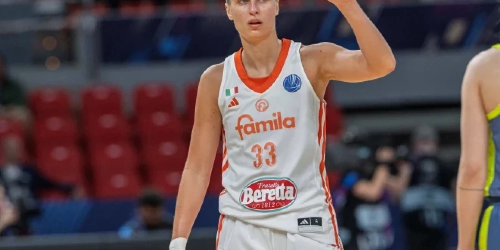Latvijas basketboliste Kitija Laksa sestdien guva 19 punktus Itālijas A sērijas mačā un palīdzēja Skio "Famila" tikt pie pārliecinoša panākuma.