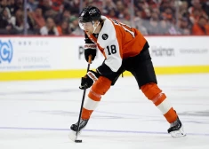 Latviešu hokejisti NHL: Girgensons un Ābols rezultatīvi, Šilovam un Merzļikinam zaudējumi