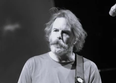 Mūžībā devies leģendārās grupas “Grateful Dead” ģitārists Bobs Viers