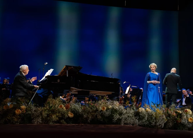 Raimonds Pauls, Elīna Garanča, "Sinfonietta Rīga" un Latvijas Radio bigbends.