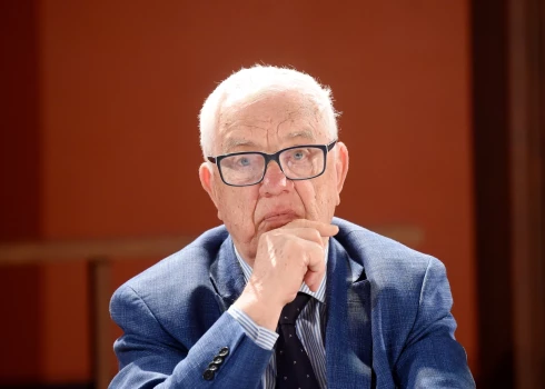 Раймонд Паулс.