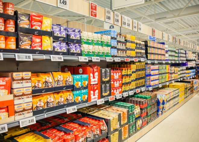 “Lidl” turpina samazināt cenas – kafija un citi ikdienas produkti par samazinātu cenu
