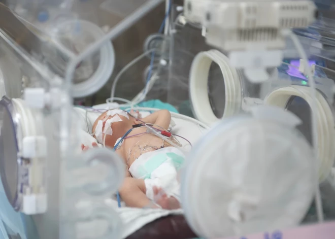 Polijā piedzimis bērniņš ar bīstamu alkohola saturu asinīs, mammai draud lielas nepatikšanas