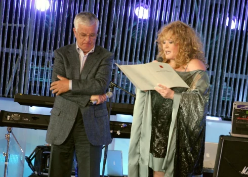 Раймонд Паулс и Алла Пугачева.