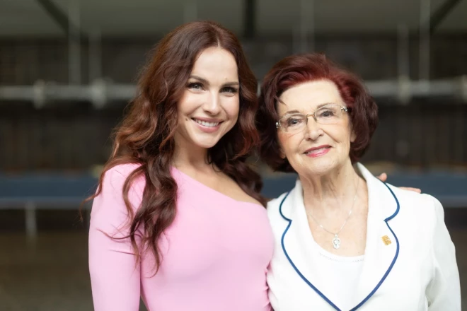 Olga Dreģe uzsver, ka lēmumu turpināt darbu ārštatā pieņēmusi labprātīgi. Bet Lelde Dreimane (pa labi) vēl konsultēsies ar juristiem.