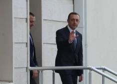 Gruzijas bijušo premjeru notiesā par naudas atmazgāšanu