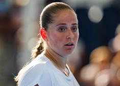 Sevastova kapitulē "Australian Open" kvalifikācijā, Ostapenko priekšlaicīgi izstājas no Adelaides turnīra