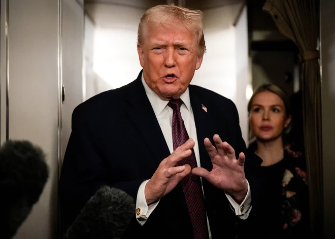 Tramps piedraud ar bargiem tarifiem valstīm, kas tirgojas ar Irānu