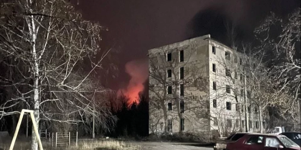 Okupētajā Makijivkā detonējusi liela Krievijas armijas munīcijas noliktava.